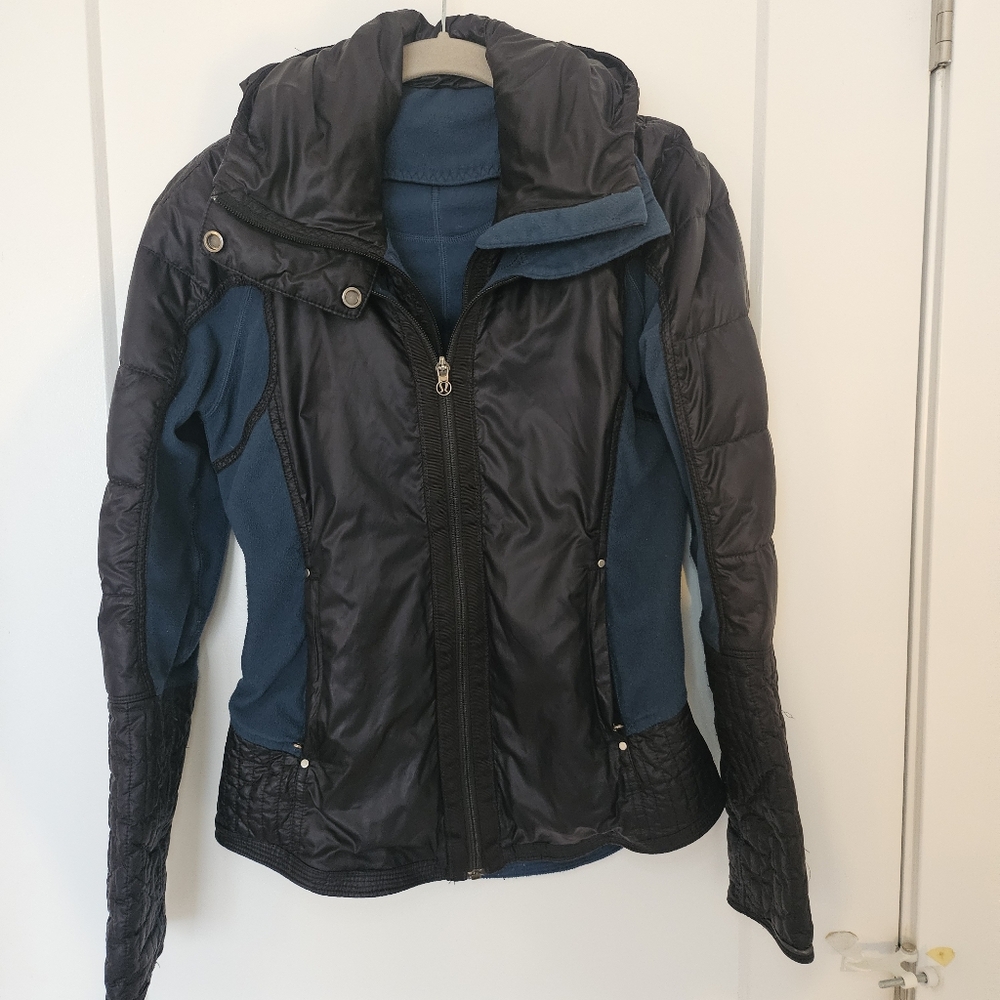 Lululemon Bundle Up & Run Blue & Black Jacket Full Zip Removable Hoodie Fleece